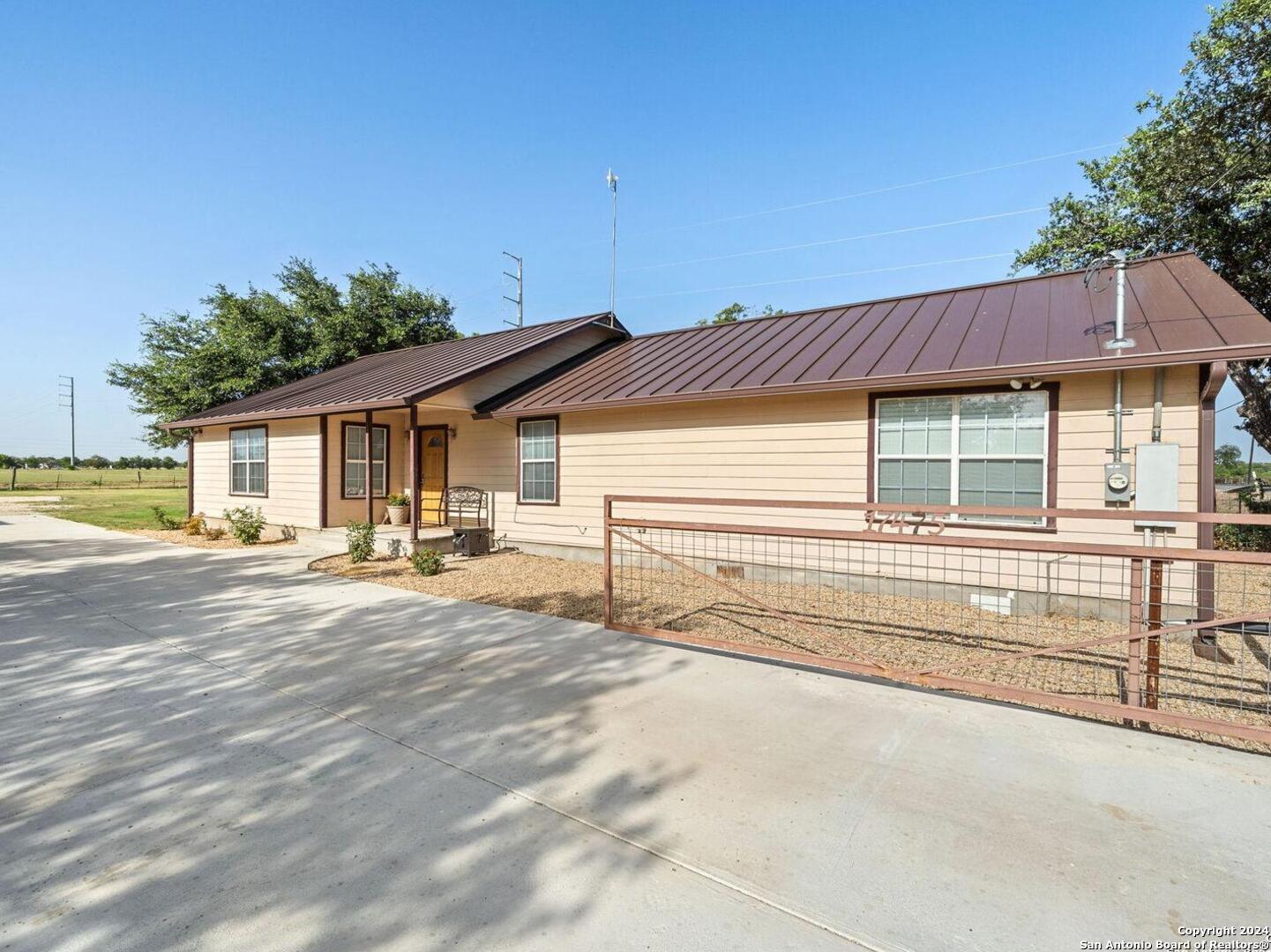 17475 Fm 463 Natalia TX 78059