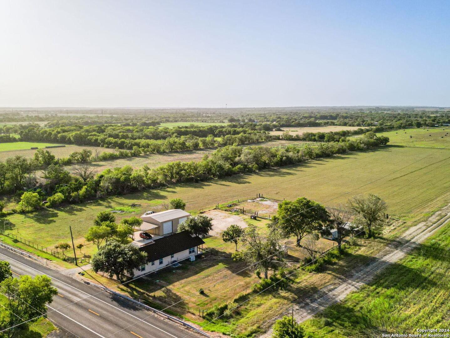 17475 Fm 463 Natalia TX 78059