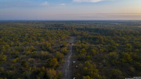 916 County Road 421 Waelder TX 78959