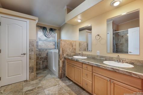 21.16 1951 Dowdy Road Seguin TX 78155