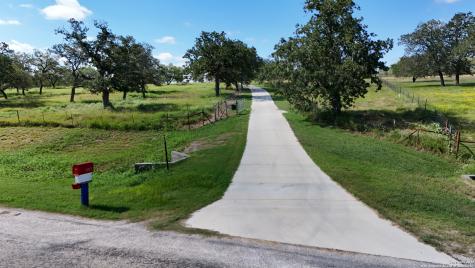 21.16 1951 Dowdy Road Seguin TX 78155