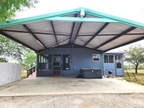 21.16 1951 Dowdy Road Seguin TX 78155
