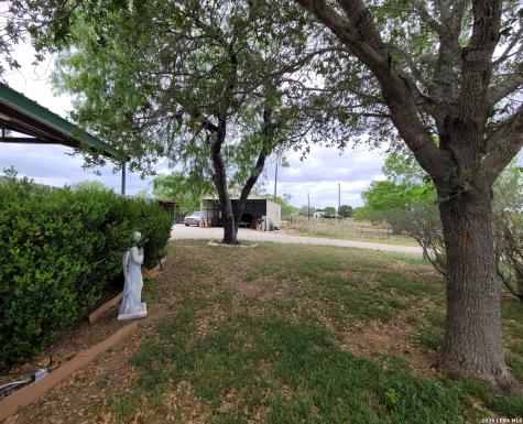 21.16 1951 Dowdy Road Seguin TX 78155