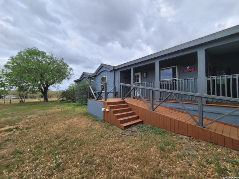 21.16 1951 Dowdy Road Seguin TX 78155