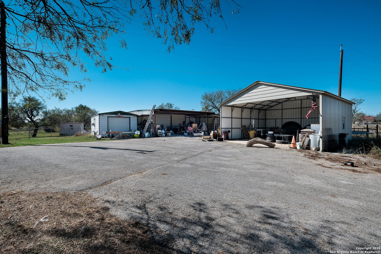 21.16 1951 Dowdy Road Seguin TX 78155