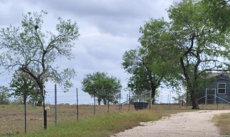 21.16 1951 Dowdy Road Seguin TX 78155