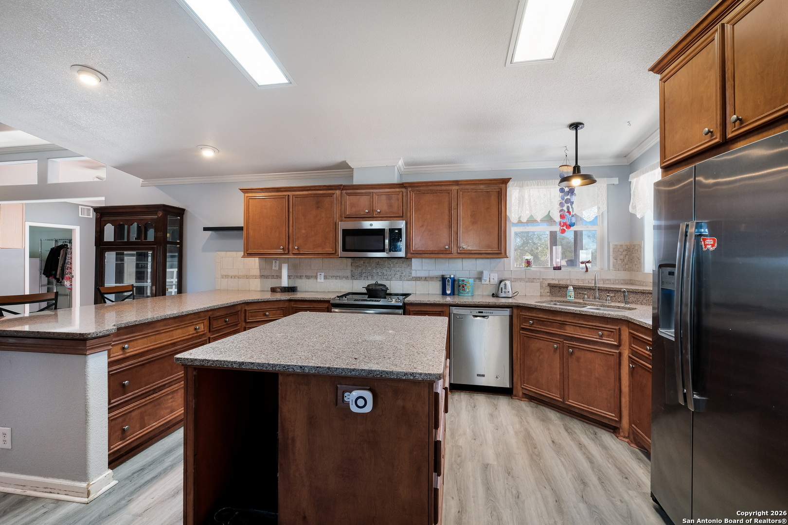 21.16 1951 Dowdy Road Seguin TX 78155