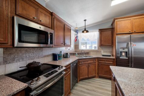21.16 1951 Dowdy Road Seguin TX 78155