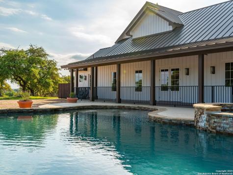 862 Grape Creek Road Fredericksburg TX 78624