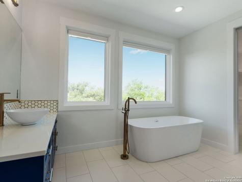 862 Grape Creek Road Fredericksburg TX 78624