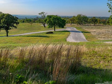 862 Grape Creek Road Fredericksburg TX 78624