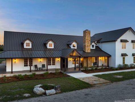 862 Grape Creek Road Fredericksburg TX 78624