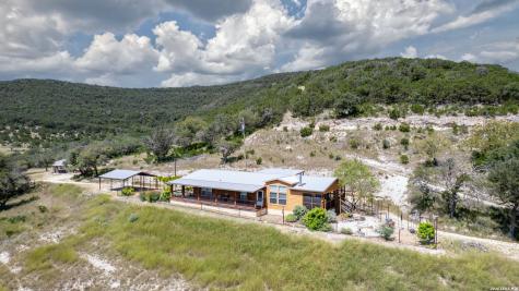 2242 Patterson Creek Road Leakey TX 78873