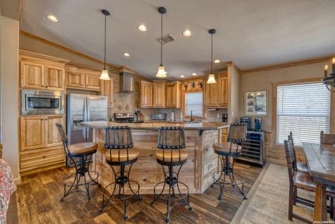 2242 Patterson Creek Road Leakey TX 78873