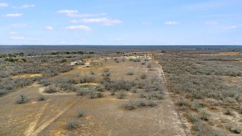000 County Road 454 Stockdale TX 78160