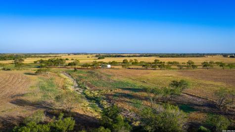 7110 Us Highway 181 Poth TX 78147