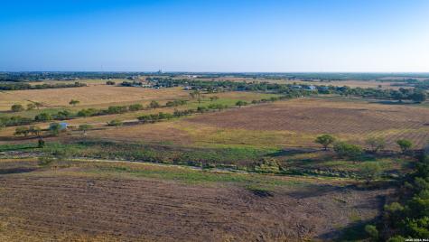 7110 Us Highway 181 Poth TX 78147