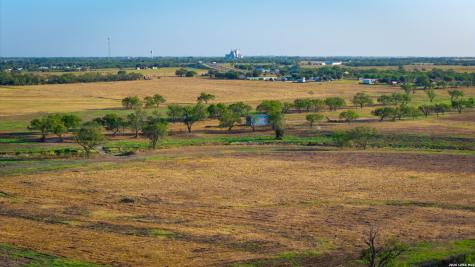 7110 Us Highway 181 Poth TX 78147