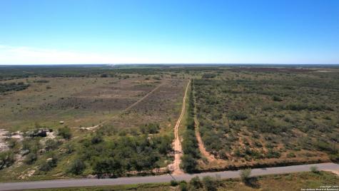 1913 County Road 3000 Pearsall TX 78061