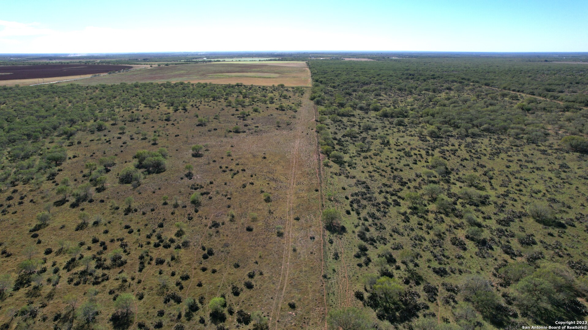 1913 County Road 3000 Pearsall TX 78061