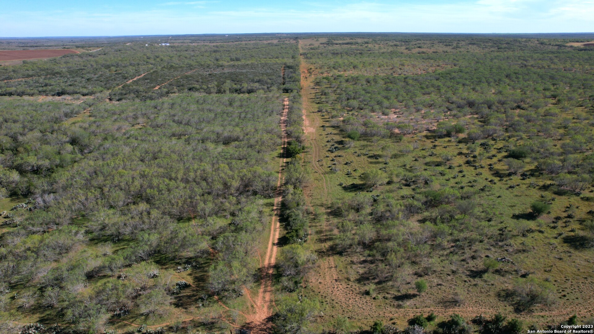 1913 County Road 3000 Pearsall TX 78061