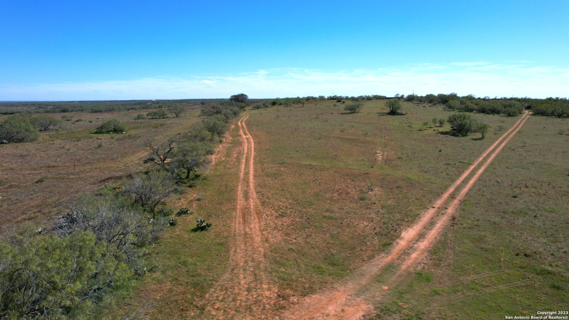 1913 County Road 3000 Pearsall TX 78061