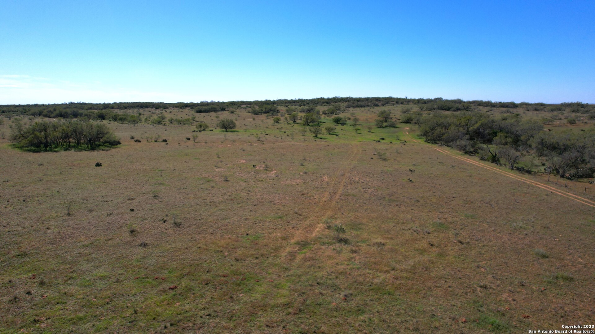 1913 County Road 3000 Pearsall TX 78061