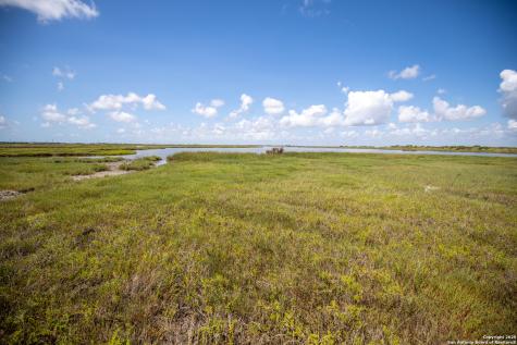 602-698 Cape Velero Drive Rockport TX 78382