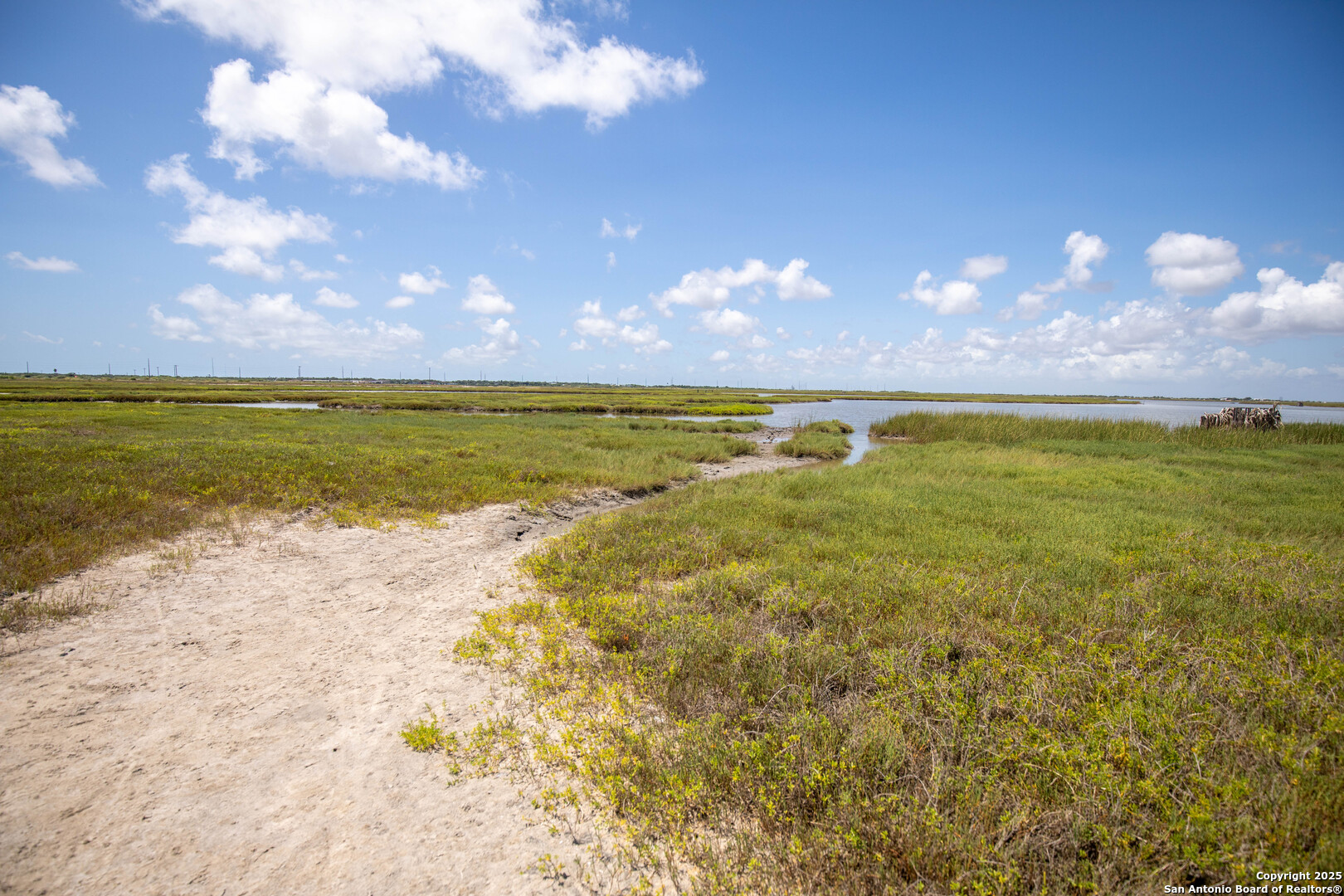 602-698 Cape Velero Drive Rockport TX 78382