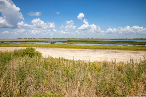 602-698 Cape Velero Drive Rockport TX 78382