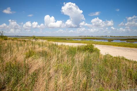 602-698 Cape Velero Drive Rockport TX 78382