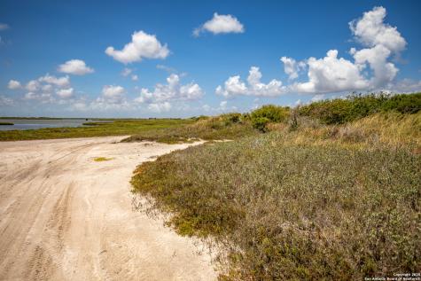 602-698 Cape Velero Drive Rockport TX 78382