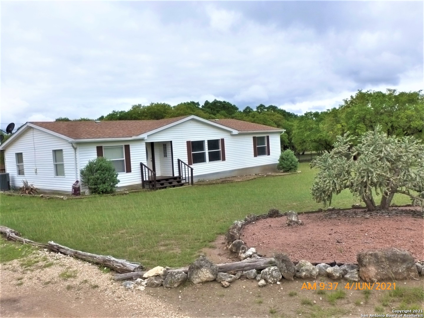 3842 Fm 2828 Bandera TX 78003