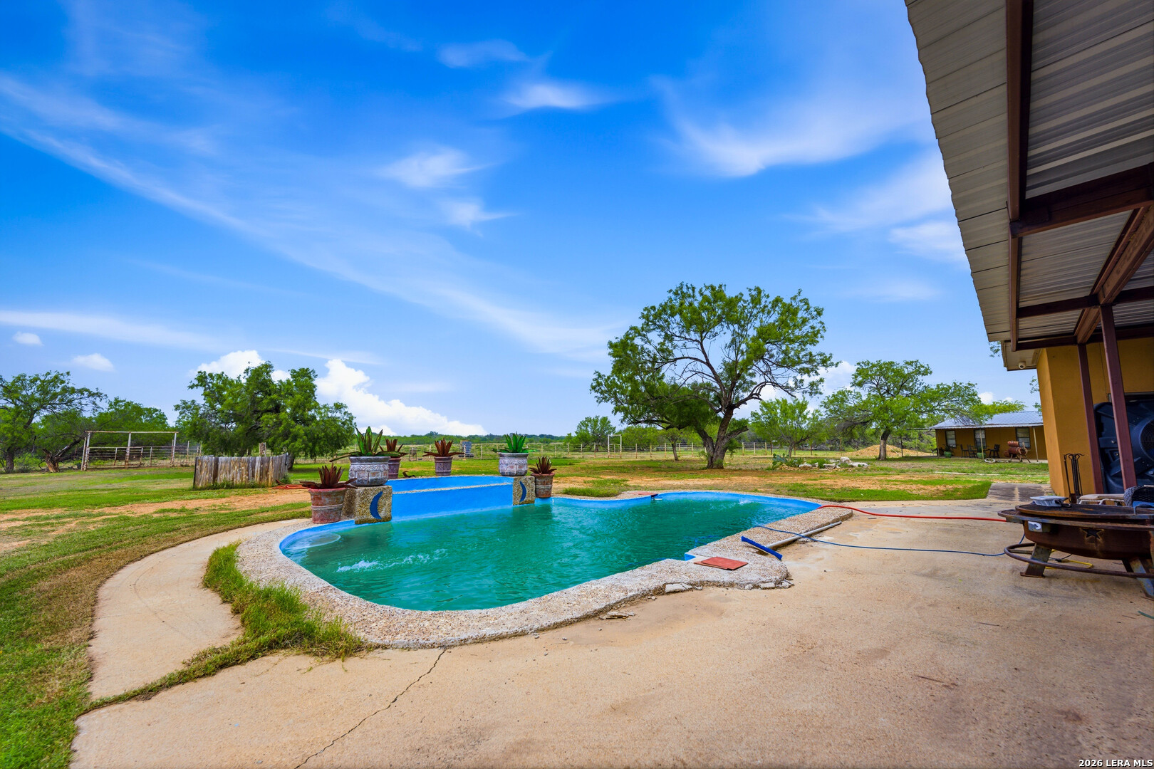 5797 Fm 3408 Cotulla TX 78014