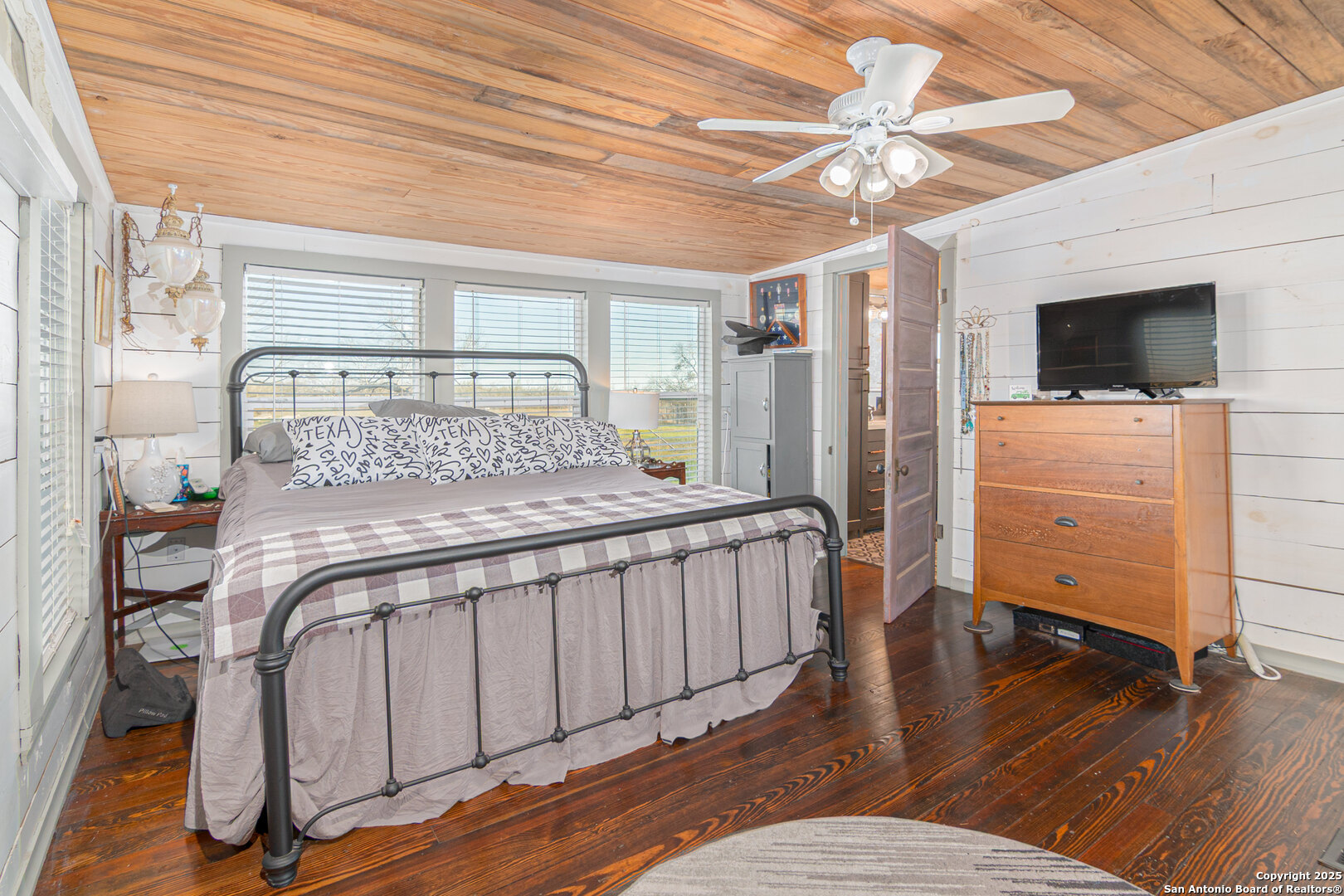 7150 Linne Seguin TX 78155