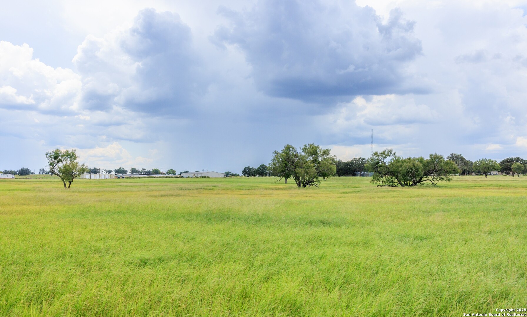 1080 S Eagle Street Fredericksburg TX 78624