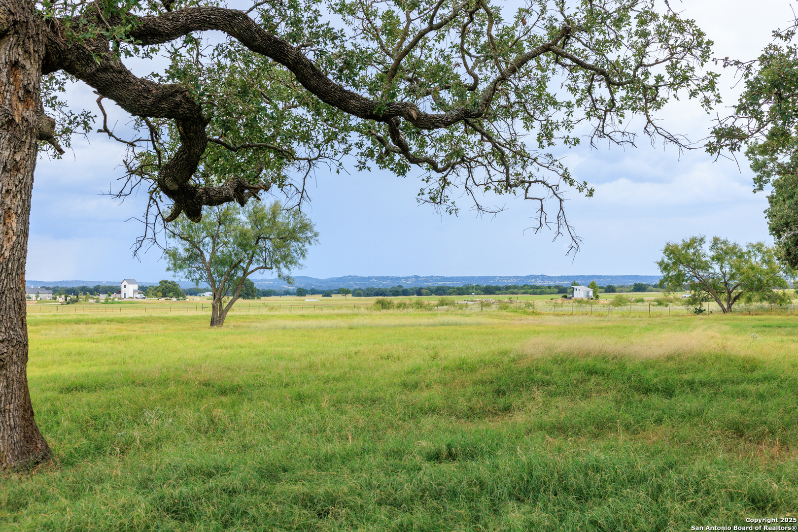 1080 S Eagle Street Fredericksburg TX 78624