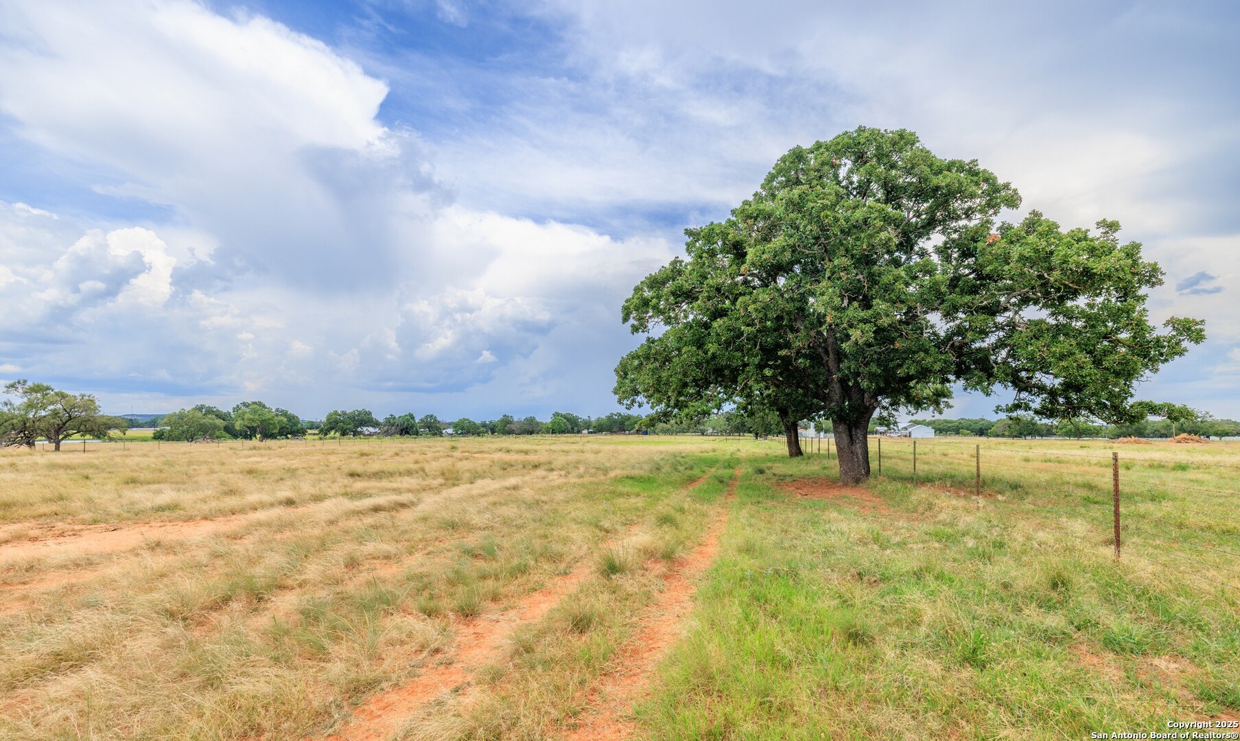 1080 S Eagle Street Fredericksburg TX 78624