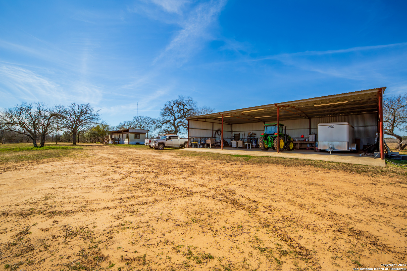 762 Cr 108 Floresville TX 78114