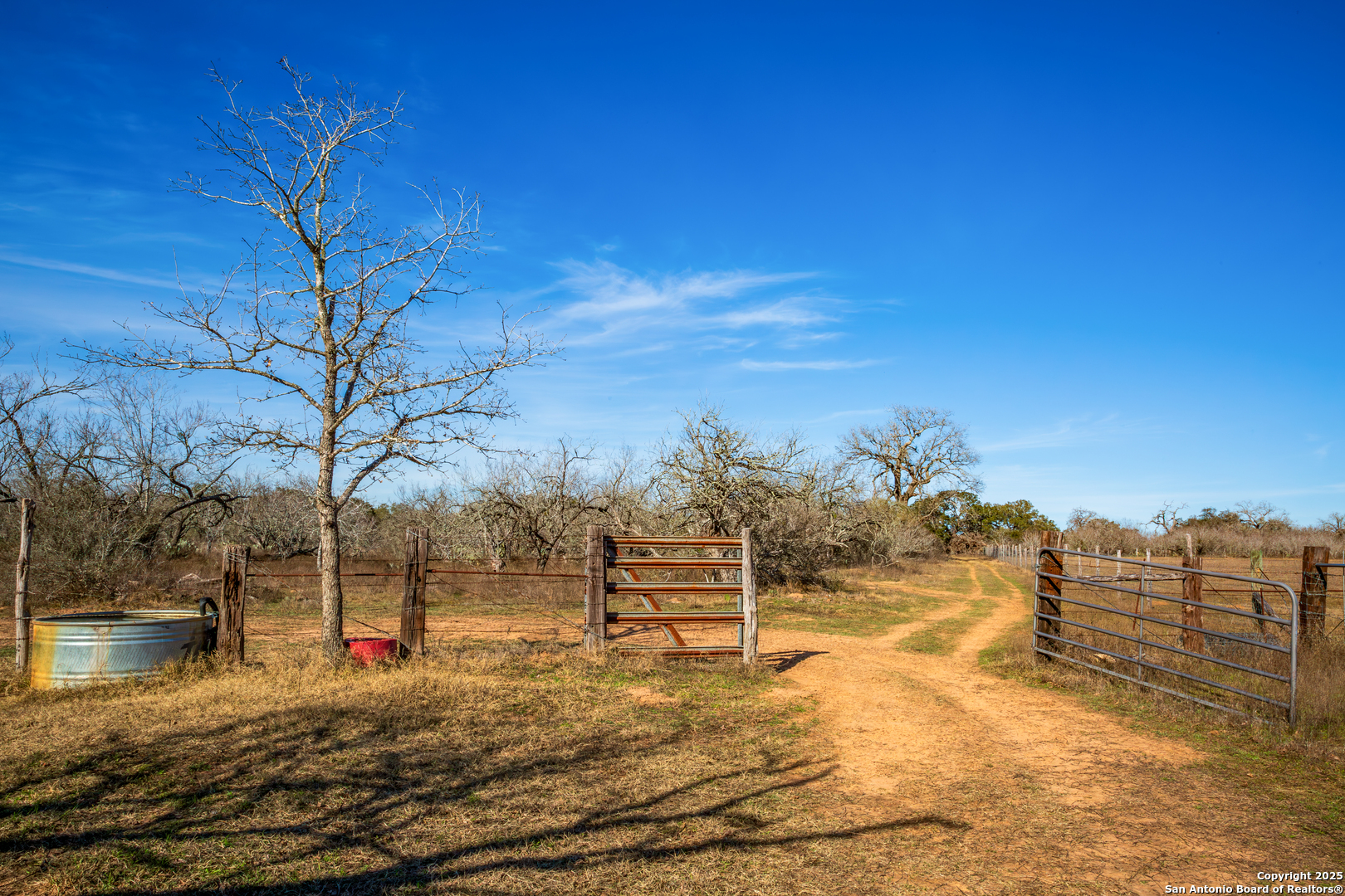 762 Cr 108 Floresville TX 78114