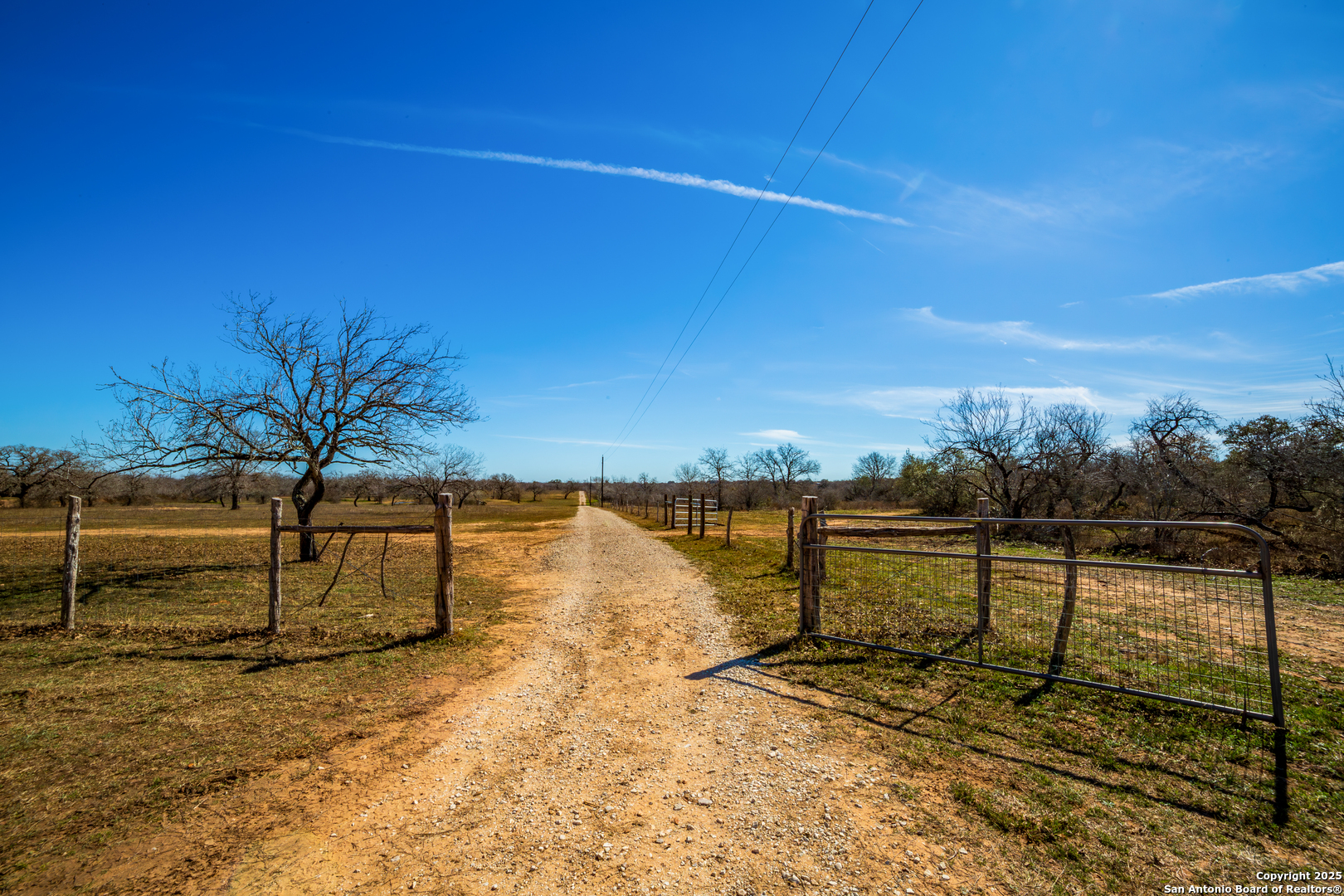 762 Cr 108 Floresville TX 78114