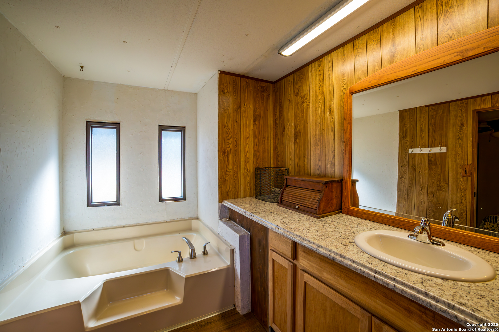 762 Cr 108 Floresville TX 78114