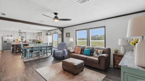 1576 Settlers Way Seguin TX 78155