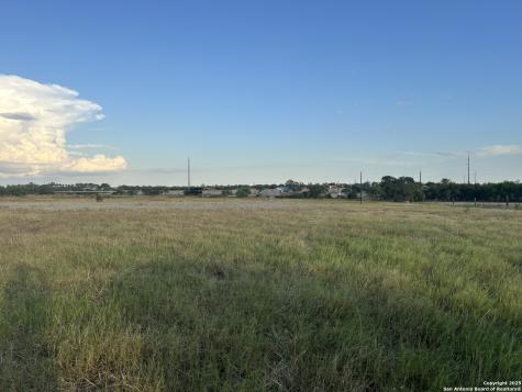1571 Street Highway 97 E Floresville TX 78114
