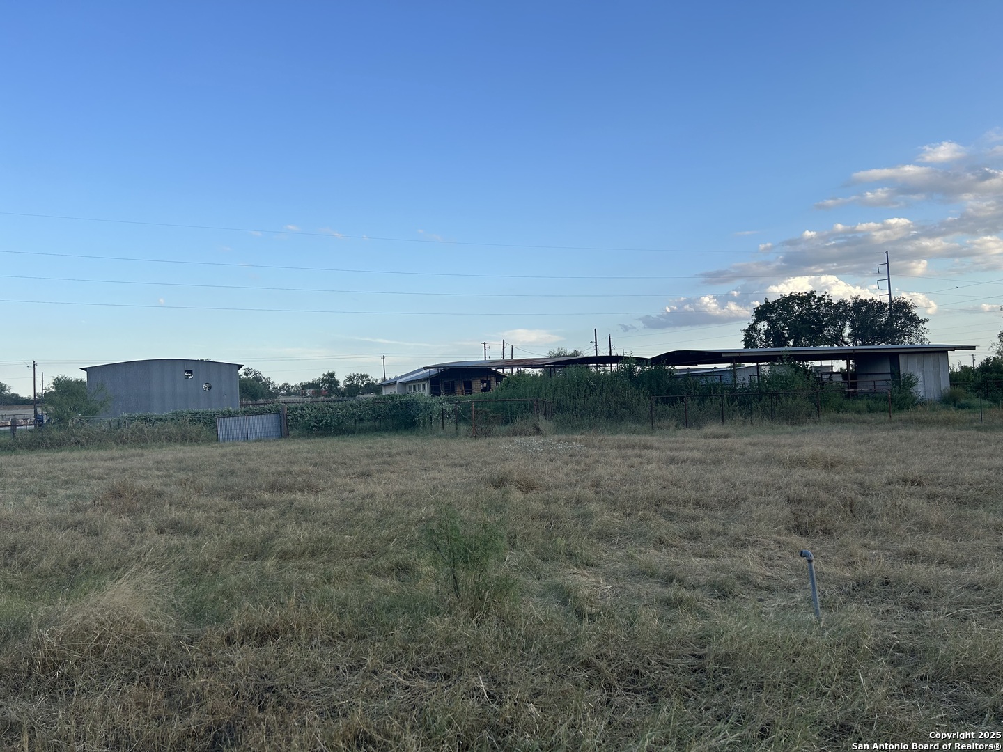 1571 Street Highway 97 E Floresville TX 78114