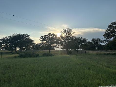 1571 Street Highway 97 E Floresville TX 78114