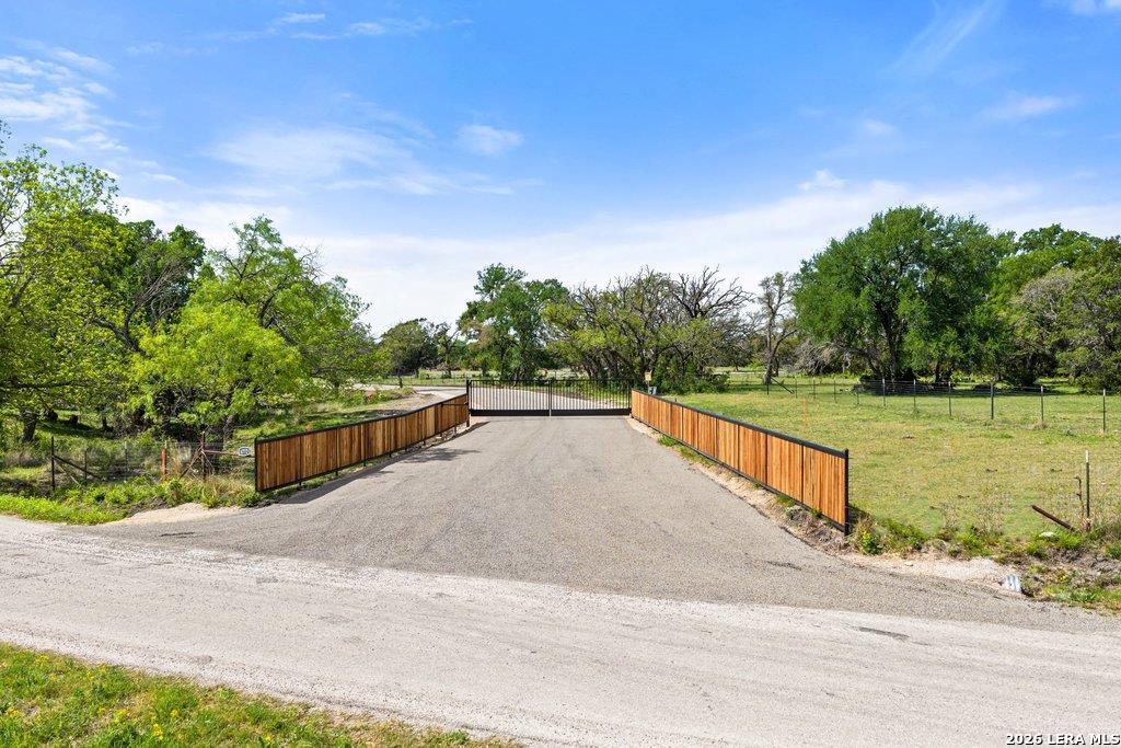 4772-10 County Road 340 Burnet TX 76905