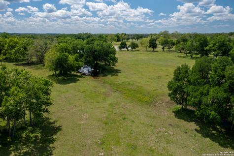 9560 Old Colony Line Road Dale TX 78616
