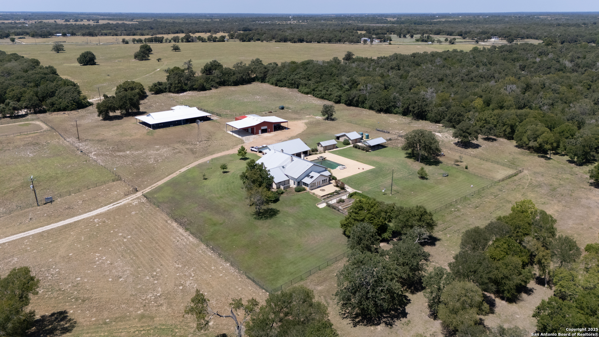 9560 Old Colony Line Road Dale TX 78616