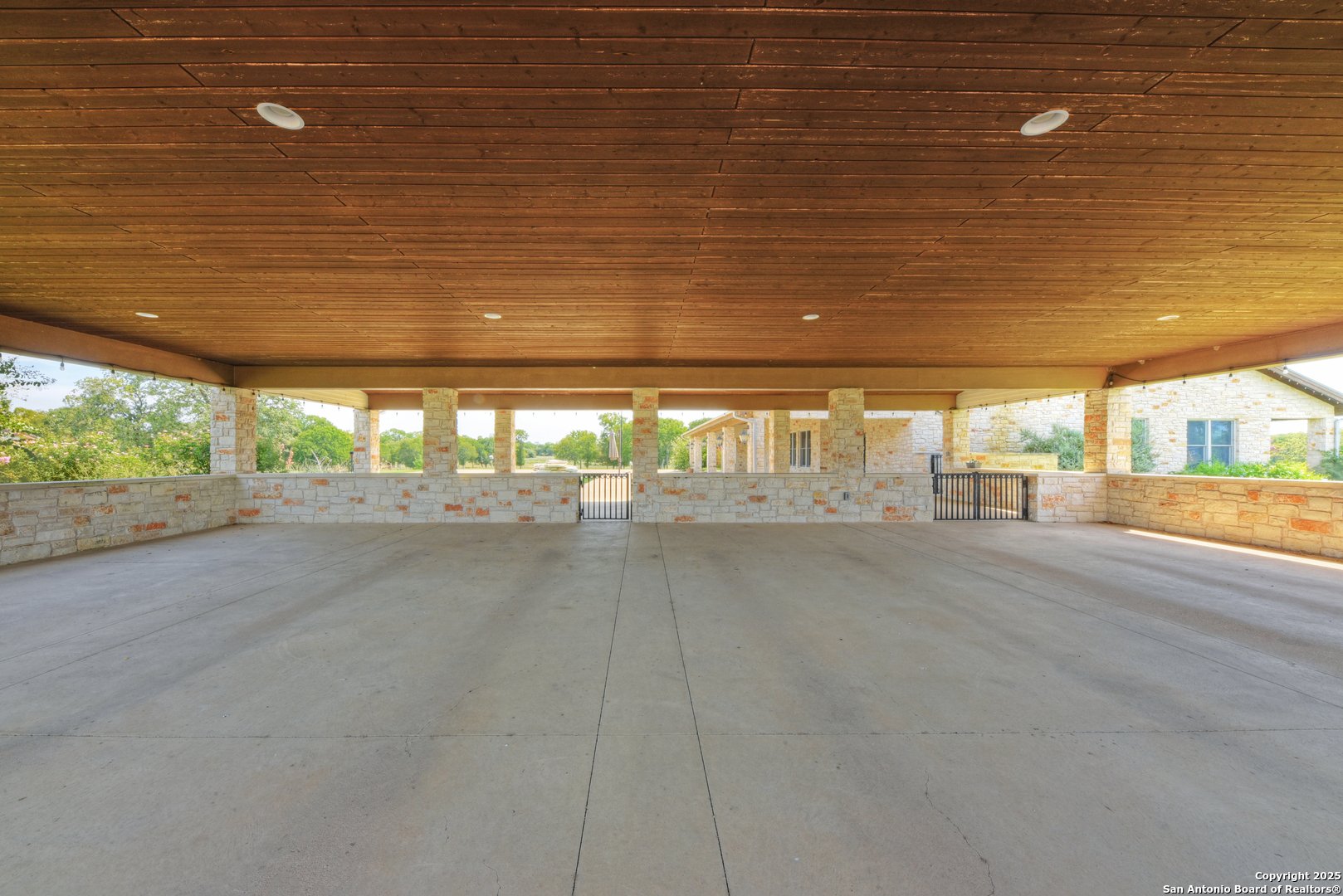 9560 Old Colony Line Road Dale TX 78616